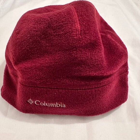 Columbia Beanie and Matching Gloves - Burgundy - Picture 6 of 11